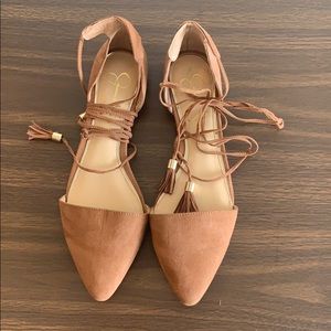 Jessica Simpson wrap Flats